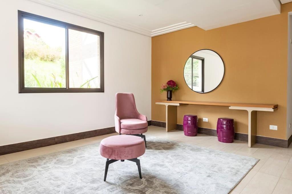 Nosso Loft Encantador Em Campos do Jordão Esterno foto